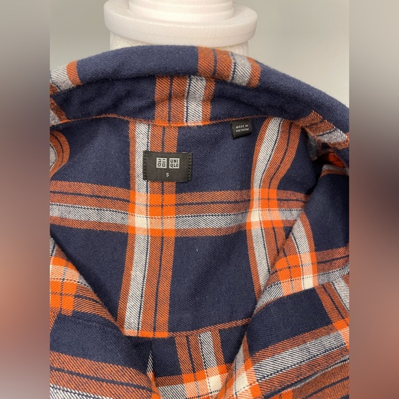 Uniqlo Pullover Plaid Flannel Shirt EUC Size Small - Picture 8 of 8